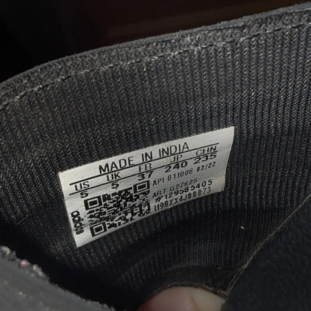 Adidas Adilette Slide Size 5 EU 37 Cloudfoam Sandal